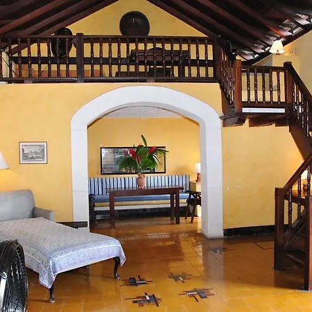 Casa Peter Hotel